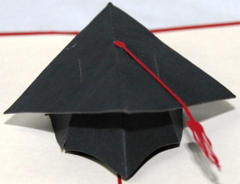 BIGLIETTO AUGURI - ORIGAMI - LAUREA CAPPELLO