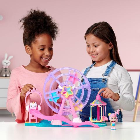 Kindi Kids Minis Collectable Ferris Wheel Carnival Playset and Rainbow Kate Posable Bobble Head Figurine