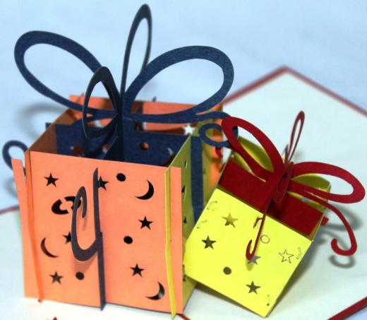 TARJETA DE SALUDO - ORIGAMI - CAJAS DE REGALO