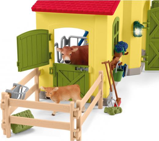 schleich 42605 Grande stalla con animali e accessori, da 3 anni, FARM WORLD - Playset, 64 pezzi