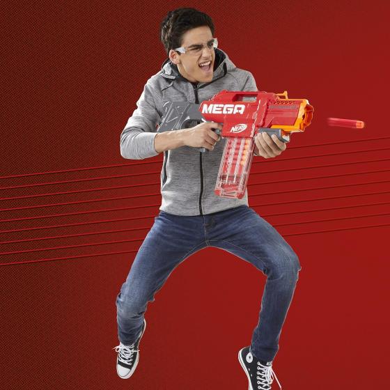 Hasbro Motostryke Blaster motorizzato, Contiene Freccette Nerf Mega e 10 Clip rivista  E6474EU4